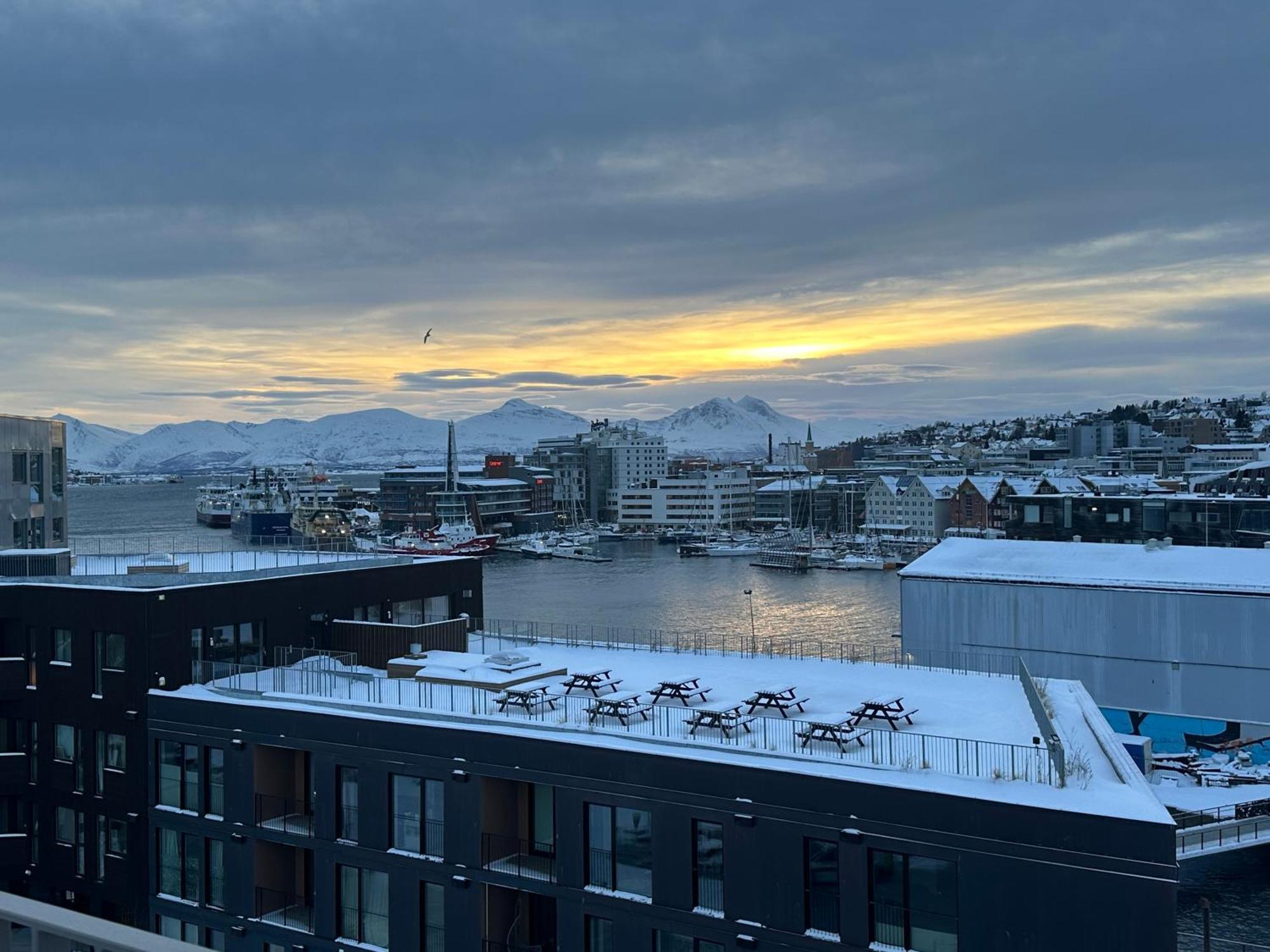 Thenorthernexplorer Penthouse 特罗姆瑟 外观 照片